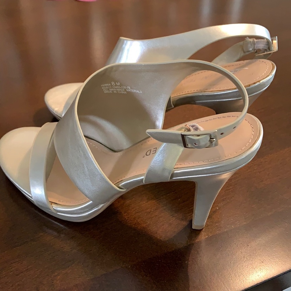 The Limited Terra High Heels Size 8 New